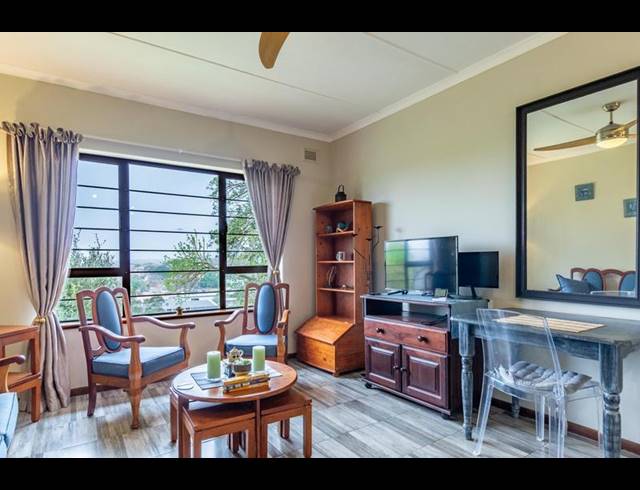 2 BEDROOM APARTMENT FOR SALE IN CLARENDON